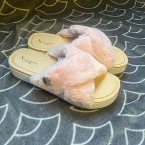 Koolaburra by Ugg Roubie Fuzz slippers